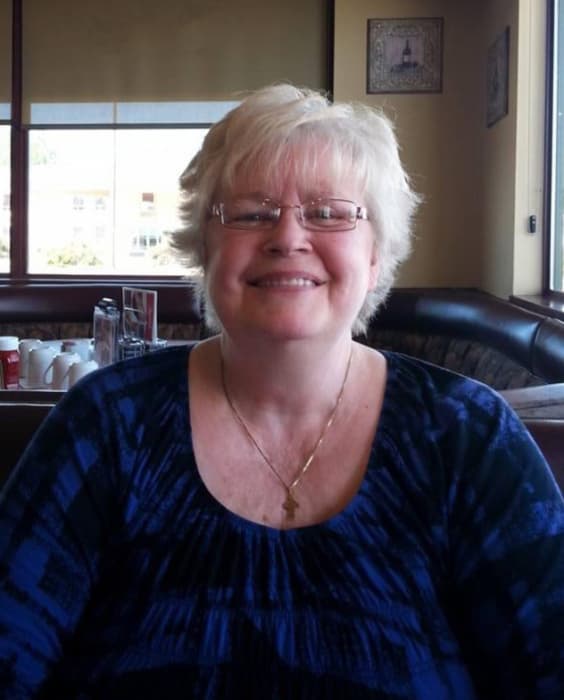 Brenda Thelma (Kent) Radcliffe