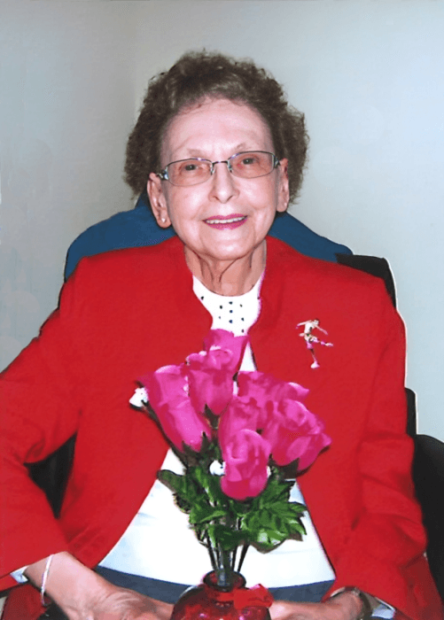 Evelyn 'Marie' (Holowaty) Sauter