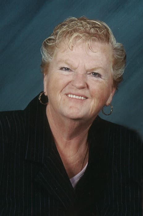 Linda Hewlett