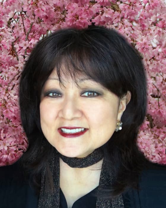 Lorraine Sueko Howlett
